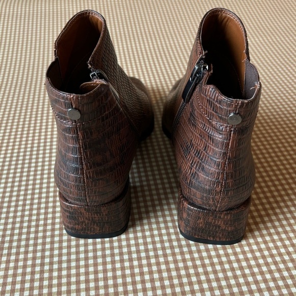 FRANCO SARTO "Nico" boot in Espresso Snake Print short boots booties. Size 6 - Picture 7 of 14